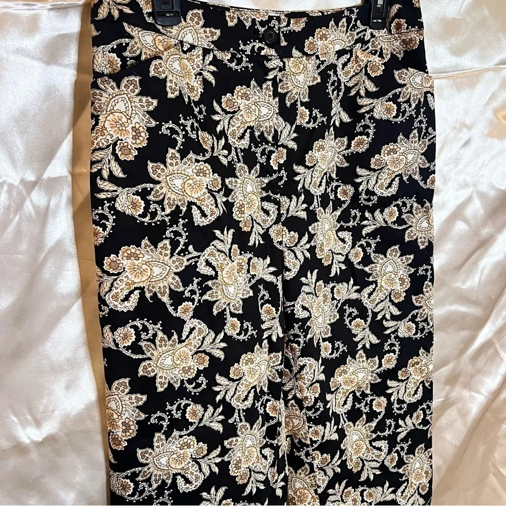 Appleseed’s Boho Floral Brocade Pants - Black & Gold - Size 8
